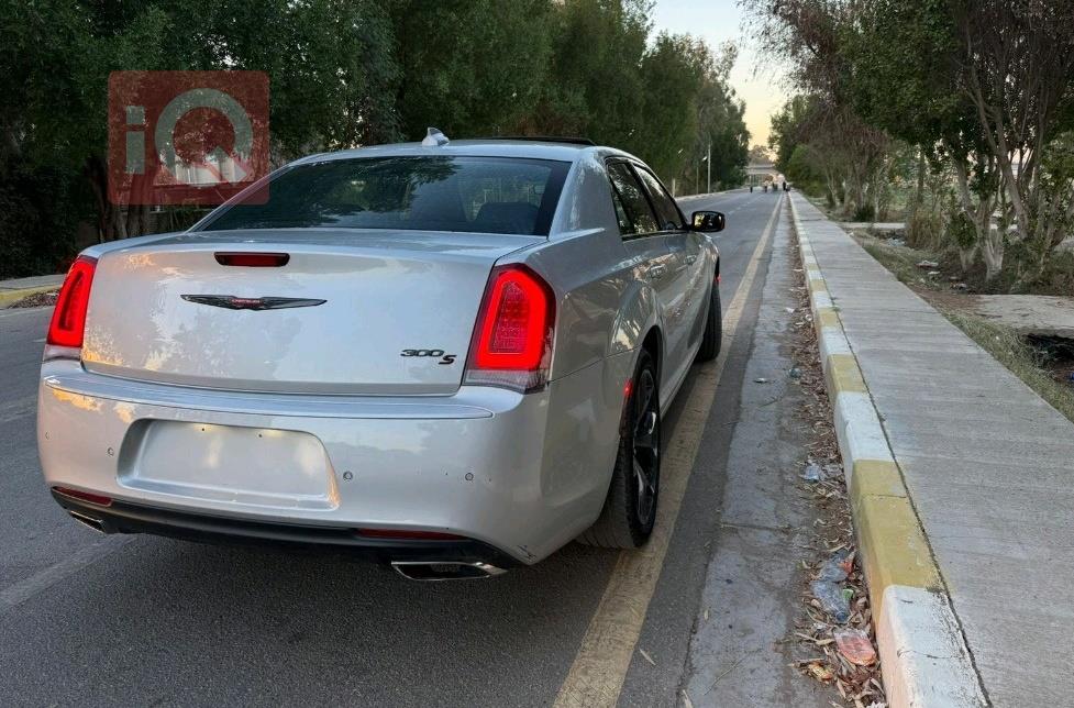 Chrysler 300